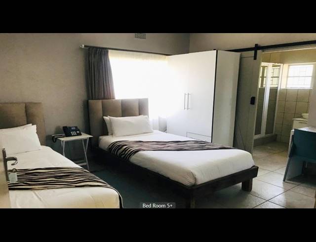 1,582M² LODGE FOR SALE IN MAKHADO
